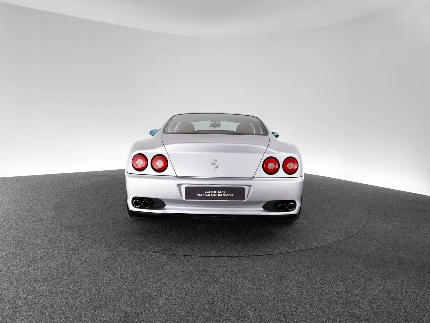 2004 Ferrari 575M Maranello proposée par un concessionnaire spécialisé à Singen, Allemagne, photo 6 sur 15