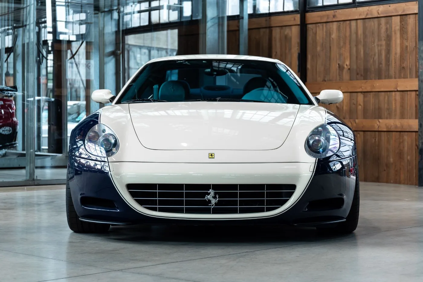 2004 Ferrari 612 Scaglietti proposée par un concessionnaire spécialisé à Neuss, Allemagne, photo 3 sur 10