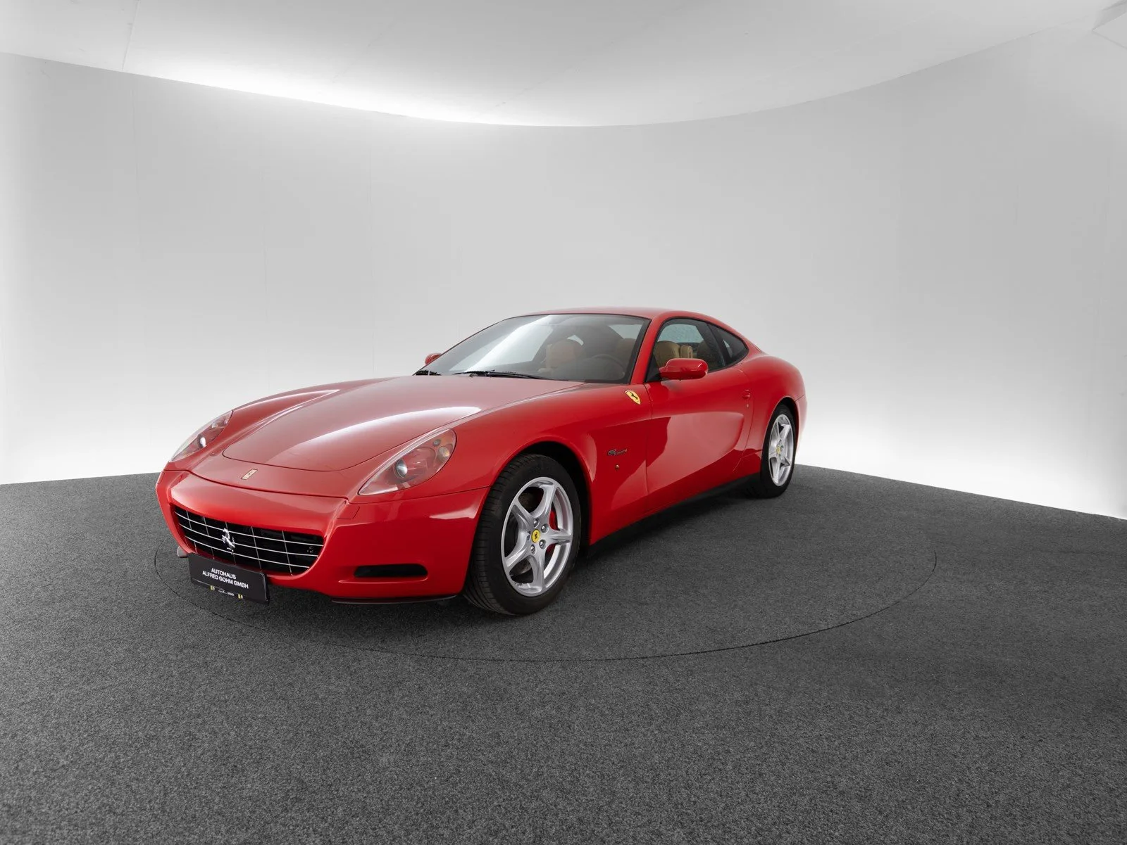 2004 Ferrari 612 Scaglietti F1 angeboten von einem Fachhändler in Singen, Deutschland, Hauptfoto