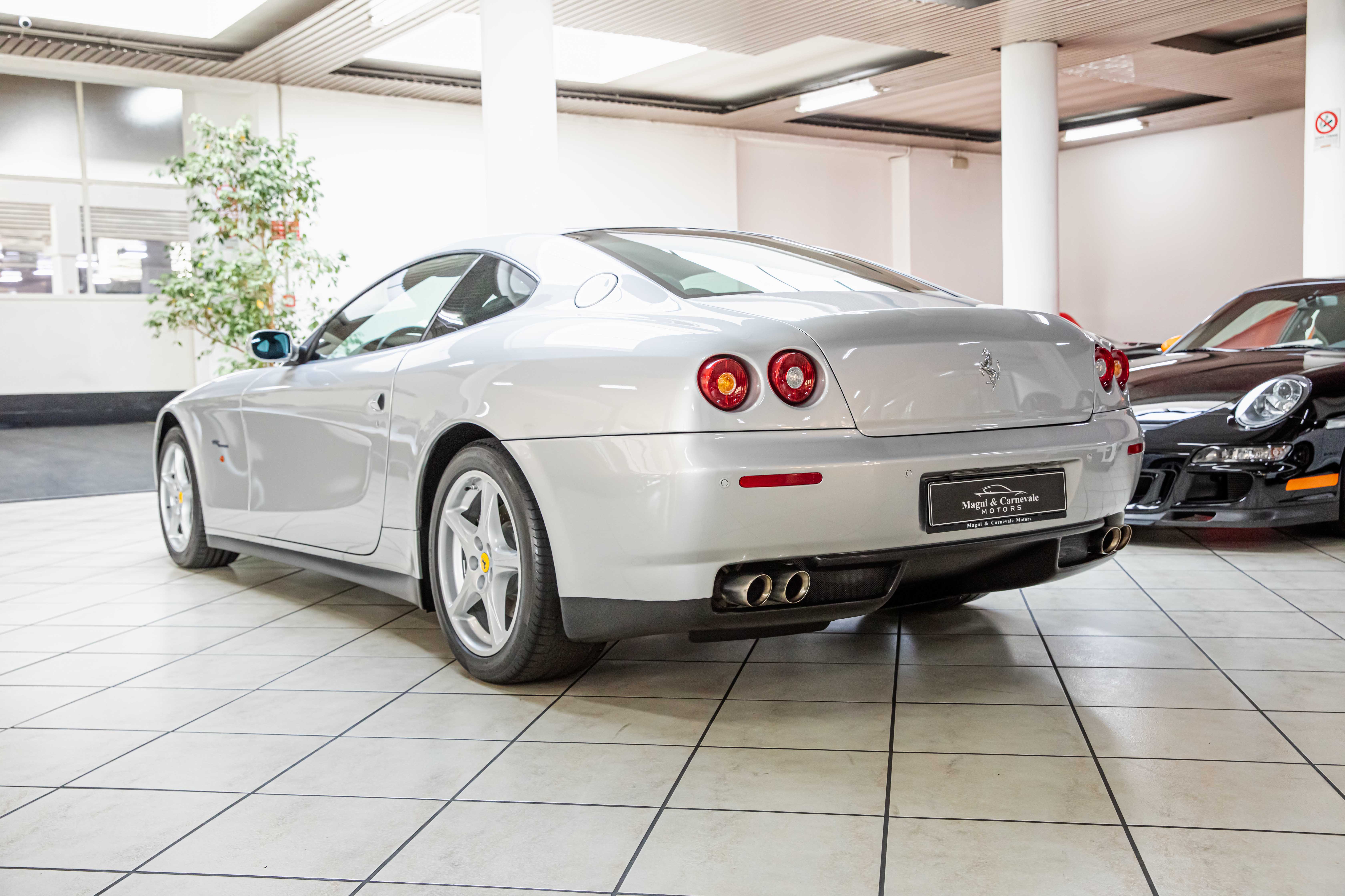 2004 Ferrari 612 Scaglietti manual angeboten von einem Fachhändler in Milan, Italien, Foto 10 von 18