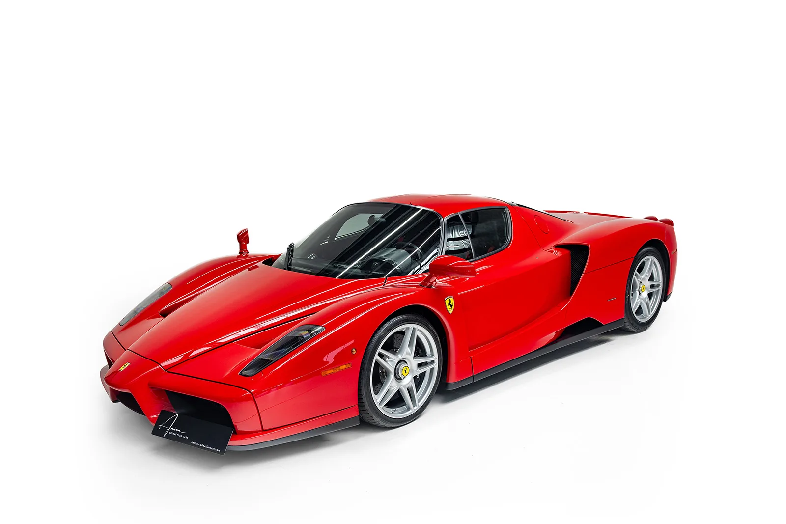 2004 Ferrari Enzo offered by a specialist dealer in Kerpen, Germany, main photo