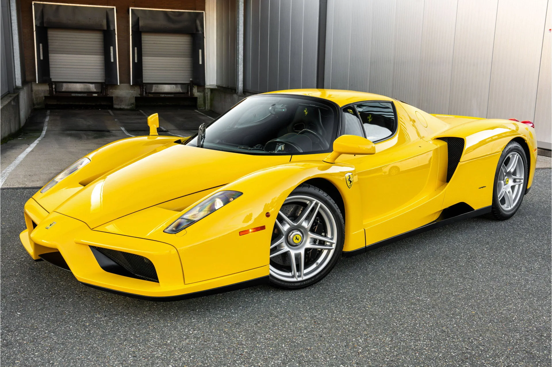 2004 Ferrari Enzo angeboten von einem Fachhändler in Woerden, Niederlande, Hauptfoto