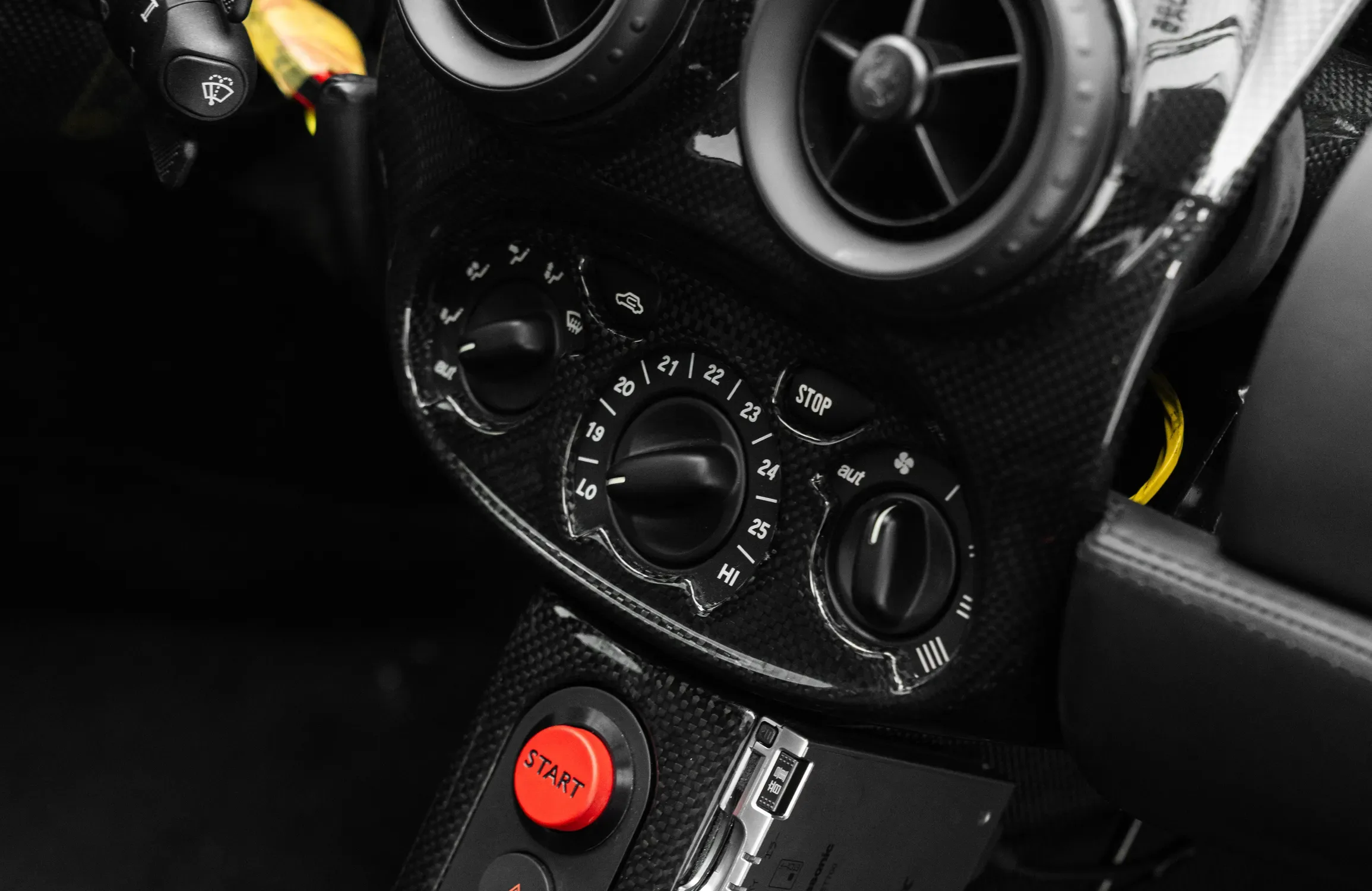 2004 Ferrari Enzo, 10/30