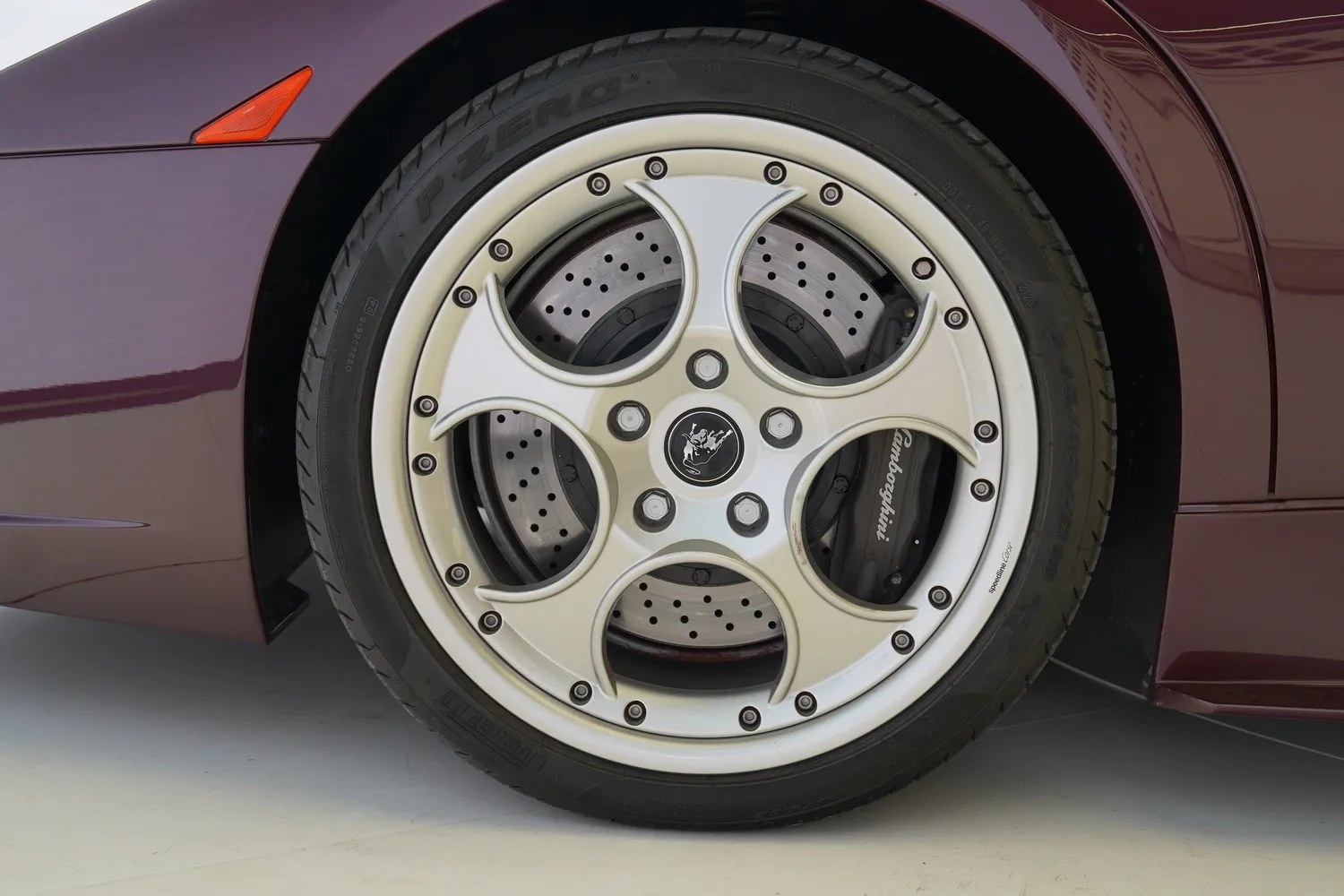 2004 Lamborghini Murciélago, 16/17