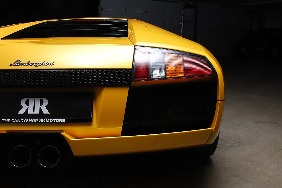 2004 Lamborghini Murciélago offered by a specialist dealer in Unterweitersdorf, Austria, photo 11 of 15
