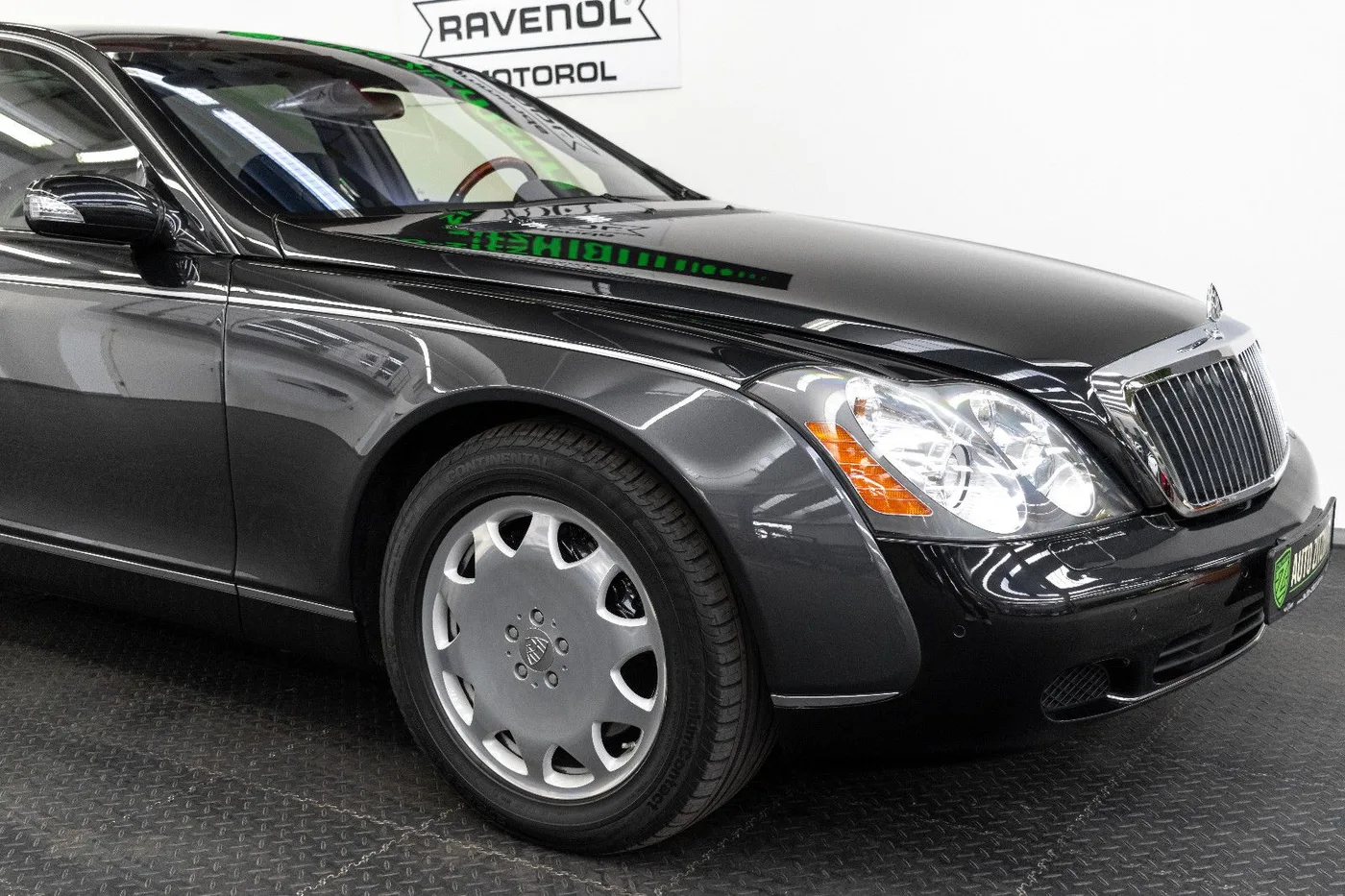 2004 Maybach 62 angeboten von einem Fachhändler in Nuremberg, Deutschland, Foto 4 von 15