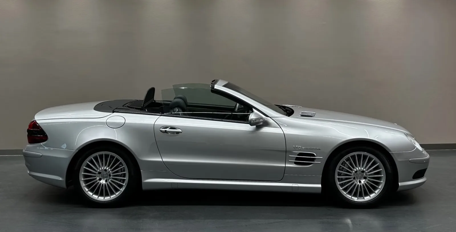 2004 Mercedes-AMG SL 55, 10/25