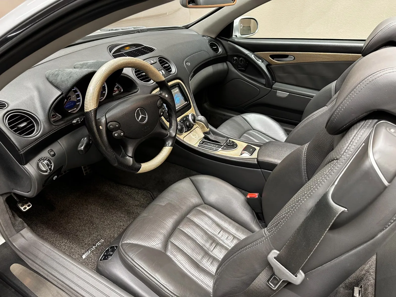 2004 Mercedes-AMG SL 55, 13/25