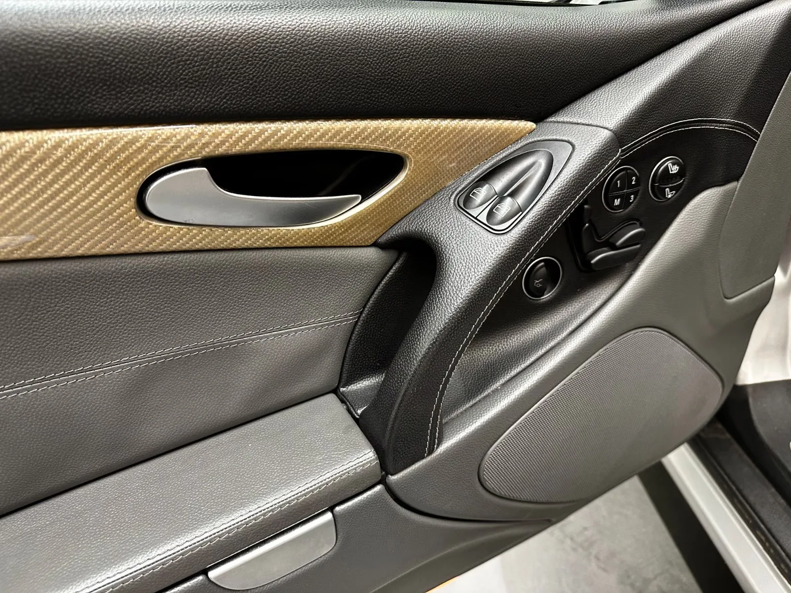 2004 Mercedes-AMG SL 55, 15/25