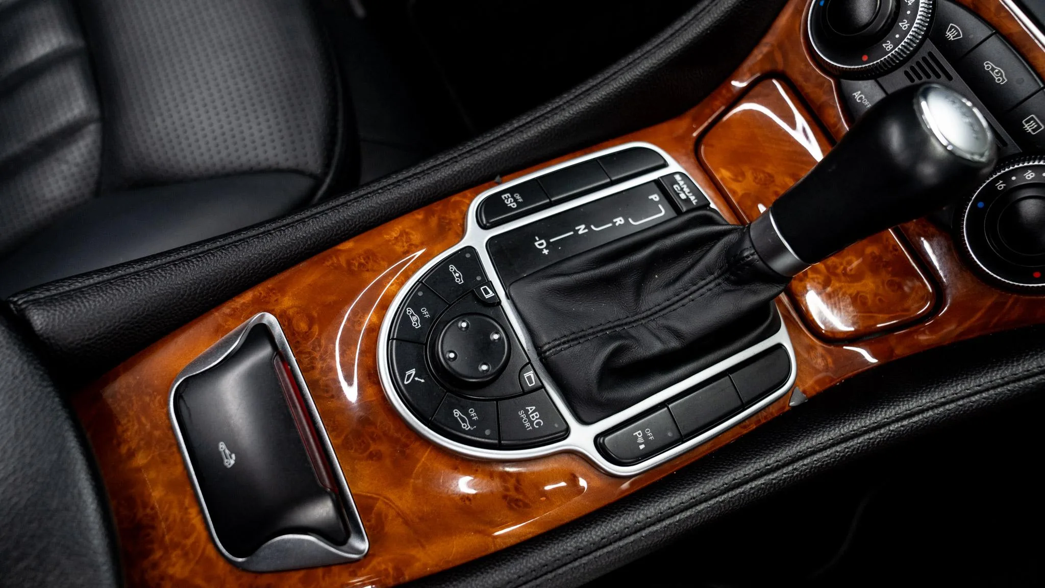2004 Mercedes-AMG SL 65 designo, 28/30