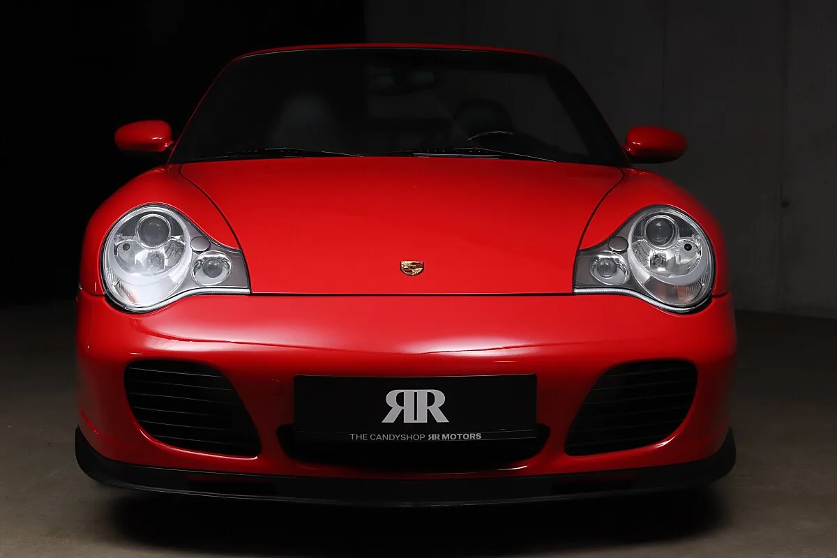 2004 Porsche 911 Turbo Cabriolet Porsche Exclusive offered by a specialist dealer in Unterweitersdorf, Austria, photo 10 of 15