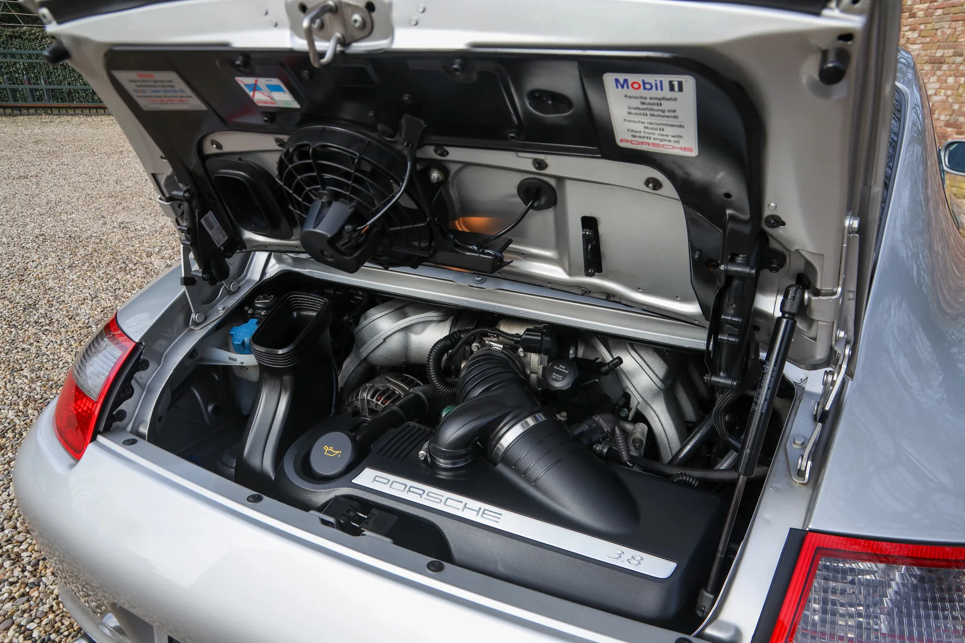 2004 Porsche 911 Carrera S 997, 15/30