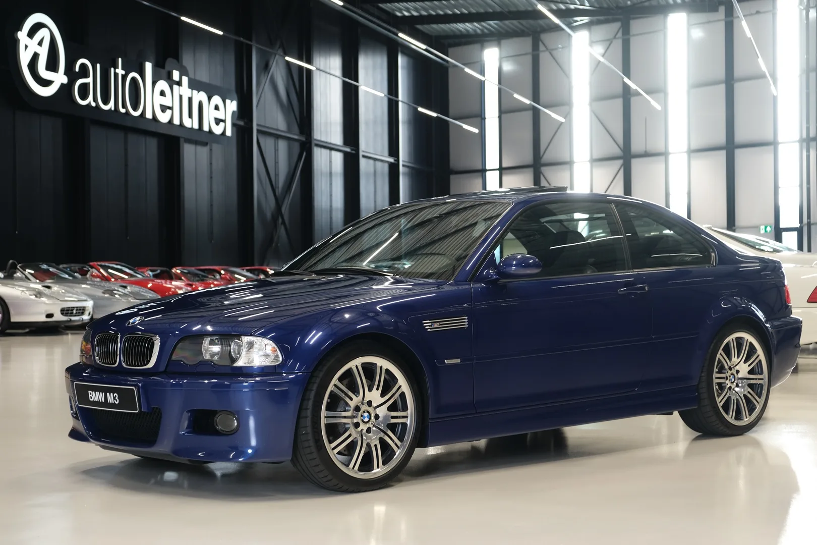 2005 BMW M3 CS proposée par un concessionnaire spécialisé à Alkmaar, Pays-Bas, photo principale