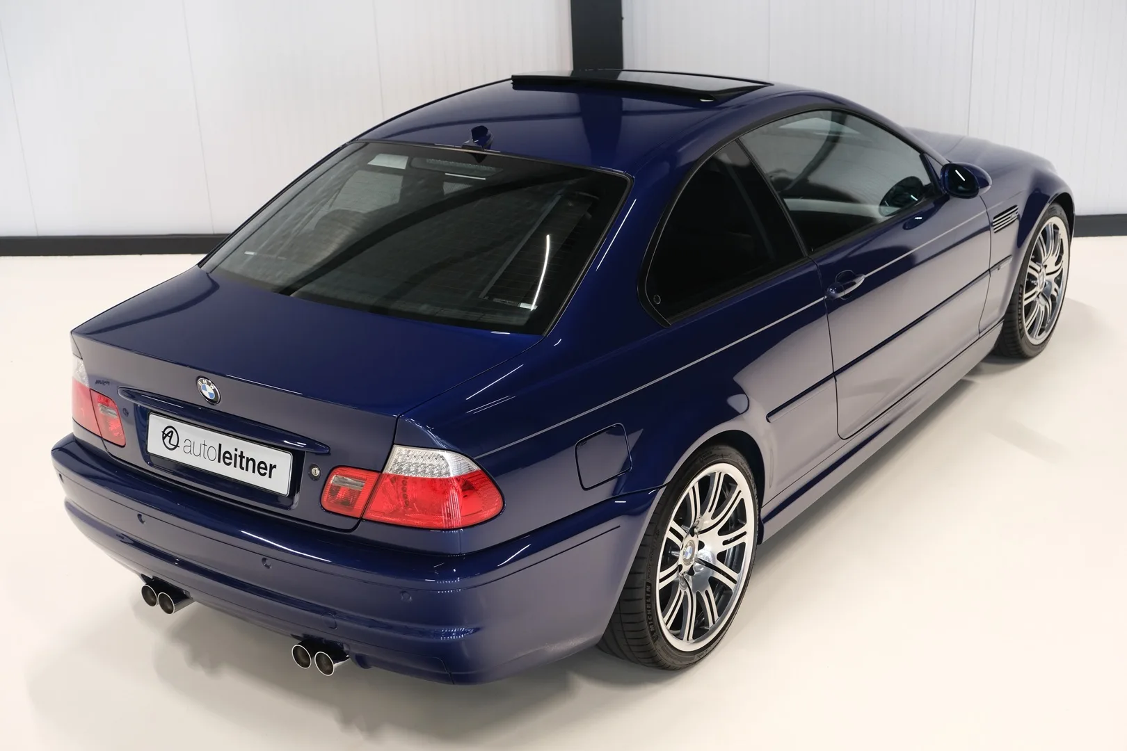 2005 BMW M3 CS, 3/30
