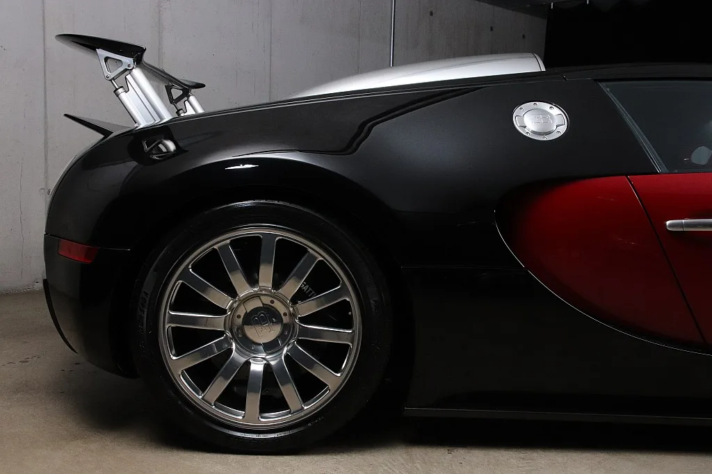 2005 Bugatti Veyron 16.4 pre-series prototype proposée par un concessionnaire spécialisé à Unterweitersdorf, Autriche, photo 14 sur 15