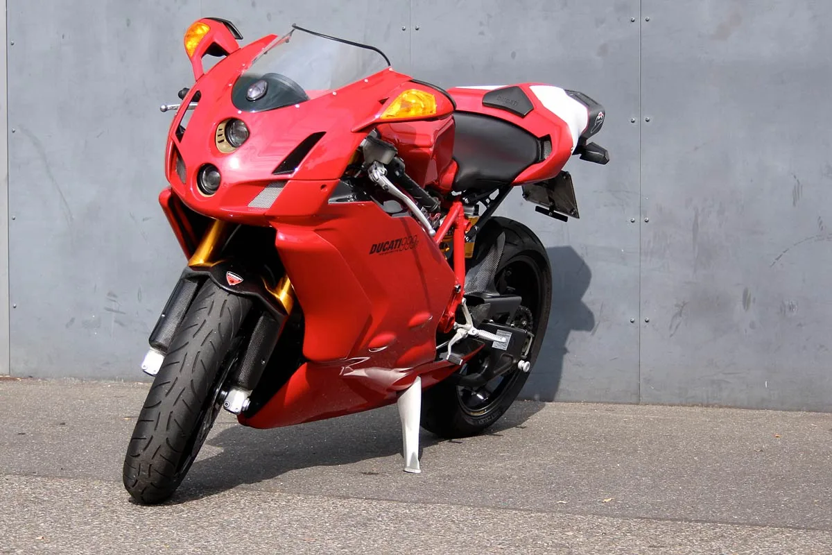 2005 Ducati 999R angeboten von einem Fachhändler in Düsseldorf, Deutschland, Hauptfoto
