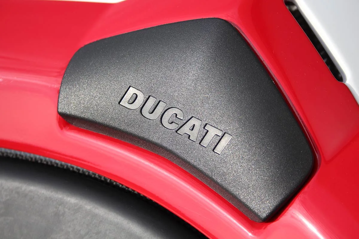 2005 Ducati 999R, 4/23