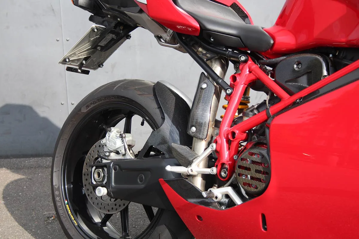 2005 Ducati 999R, 19/23