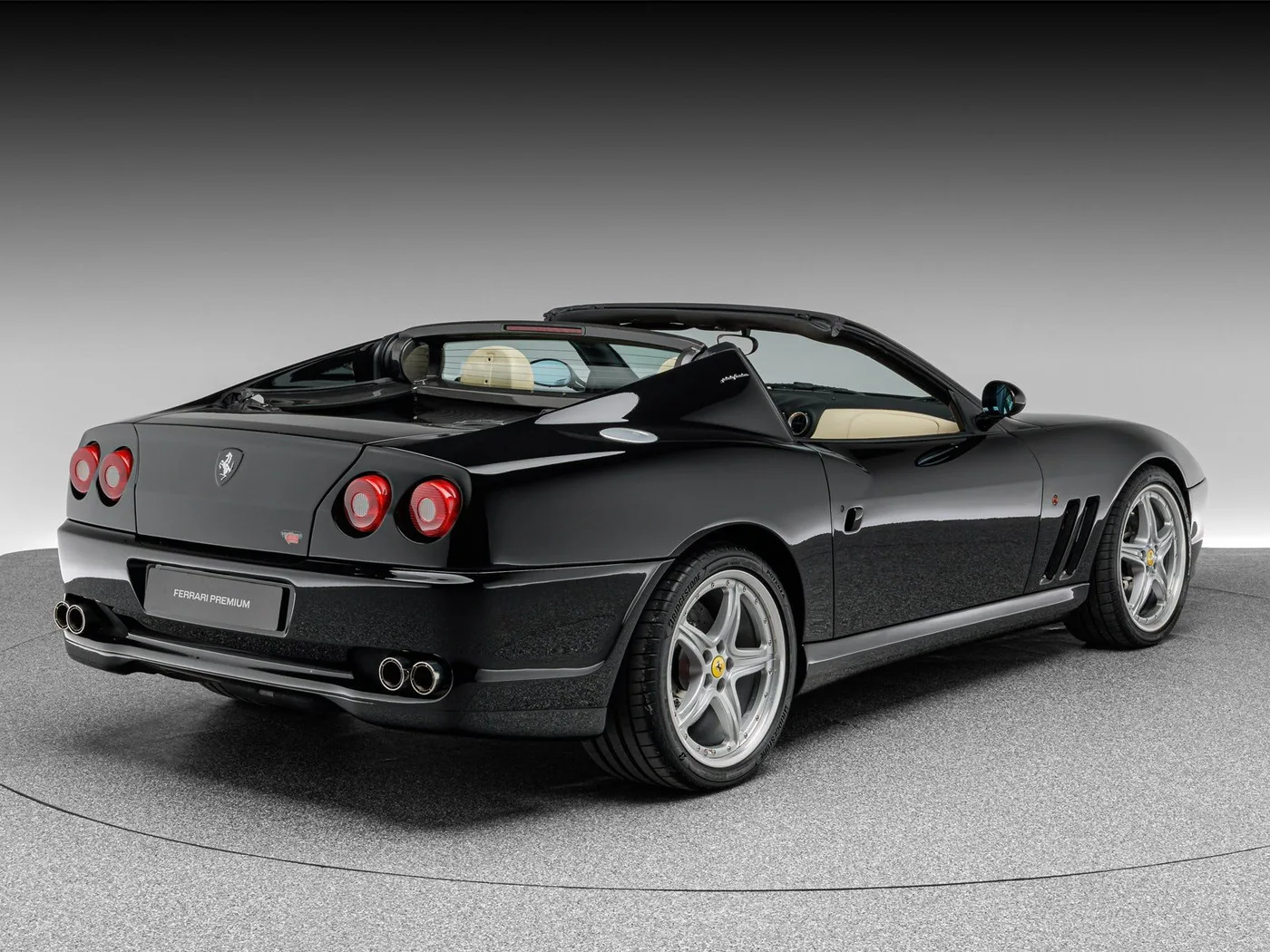 2005 Ferrari 575 Superamerica angeboten von einem Fachhändler in Böblingen, Deutschland, Foto 6 von 15