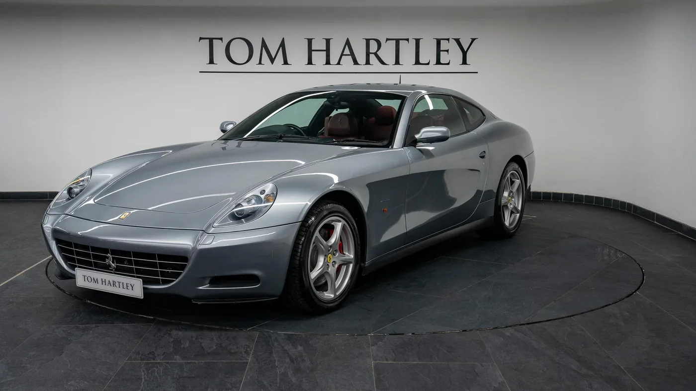 2005 Ferrari 612 Scaglietti proposée par un concessionnaire spécialisé à Swadlincote, Royaume-Uni, photo 2 sur 15
