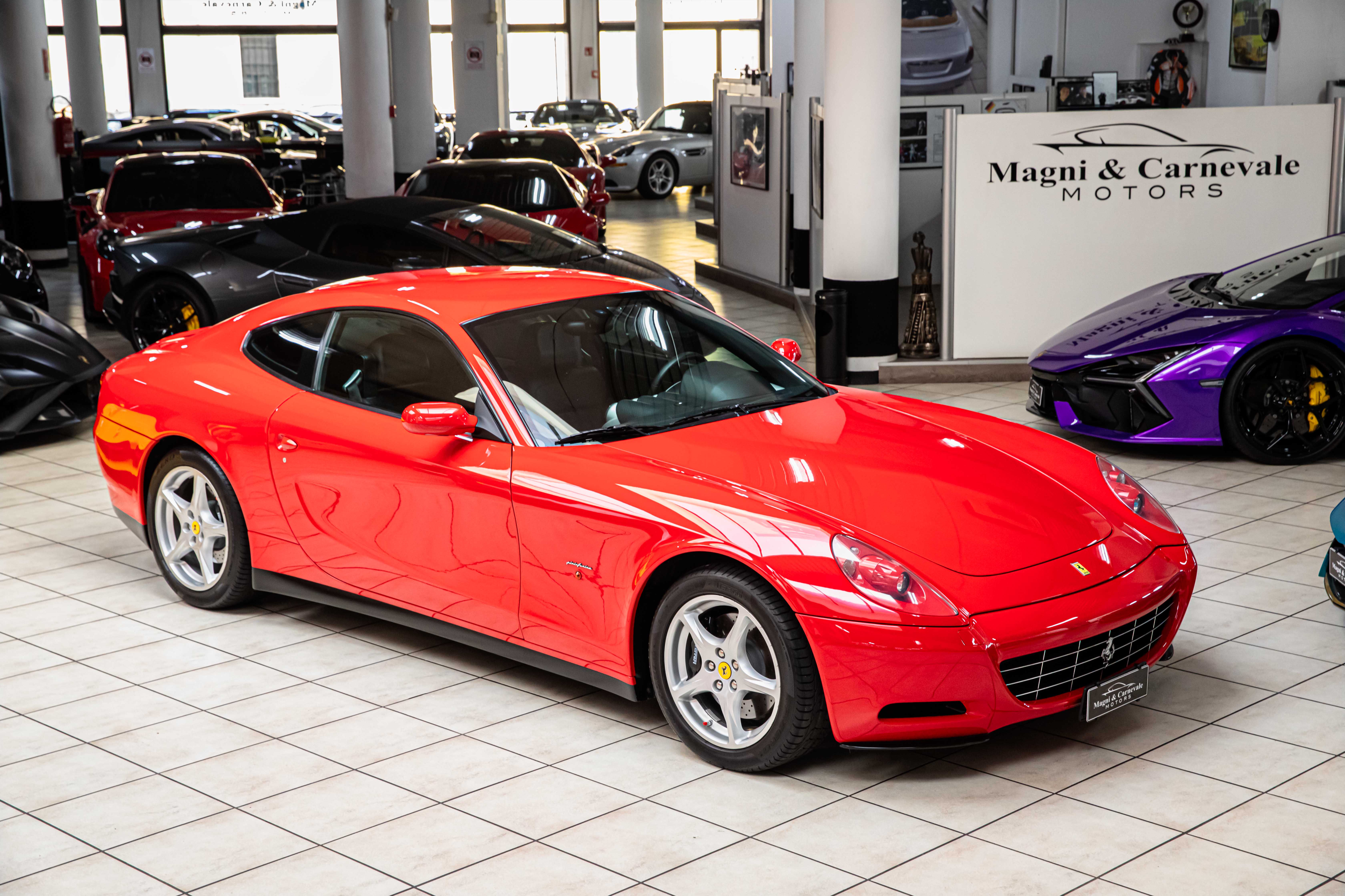2005 Ferrari 612 Scaglietti manual proposée par un concessionnaire spécialisé à Milan, Italie, photo 5 sur 20