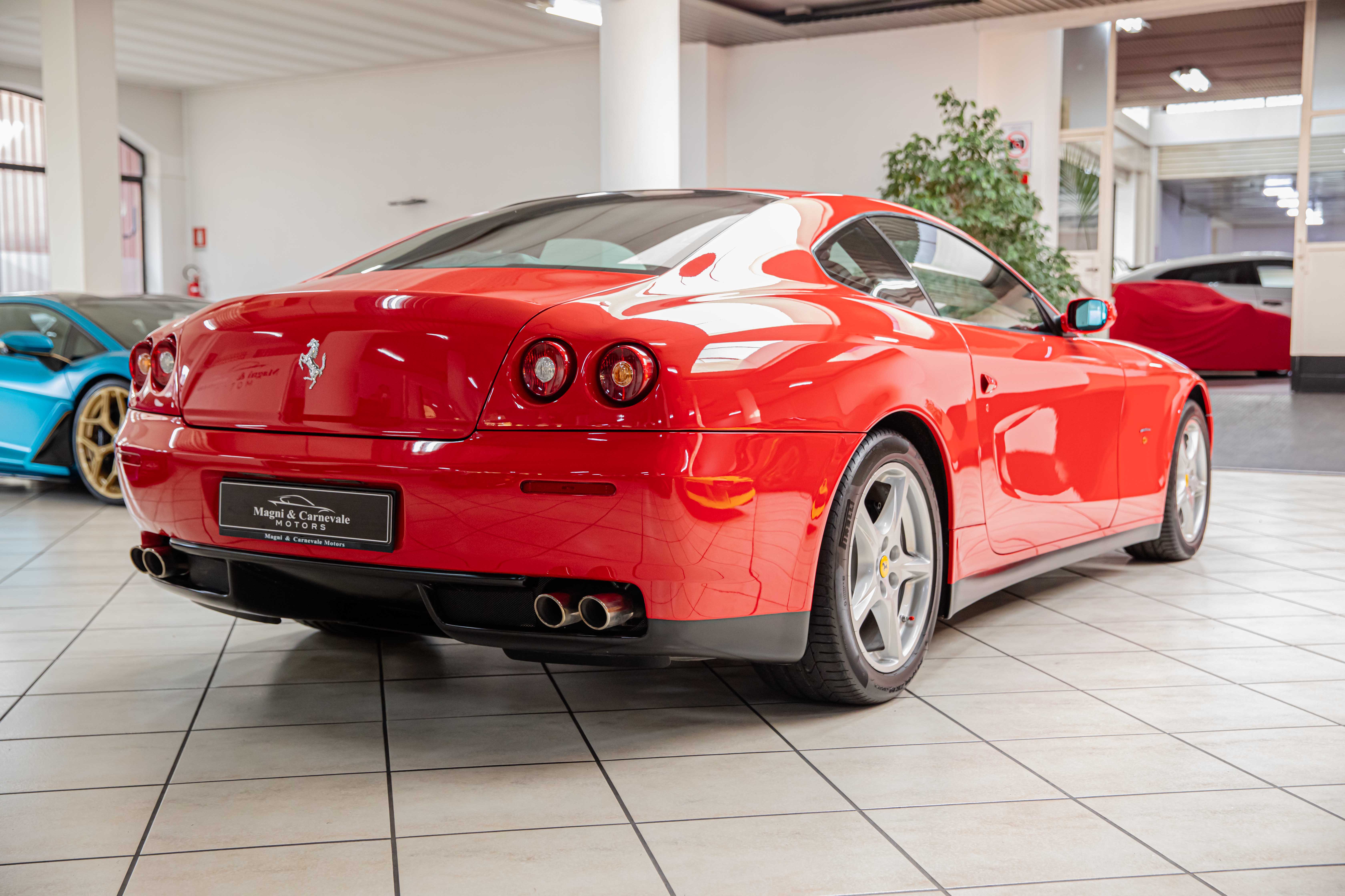 2005 Ferrari 612 Scaglietti manual proposée par un concessionnaire spécialisé à Milan, Italie, photo 11 sur 20