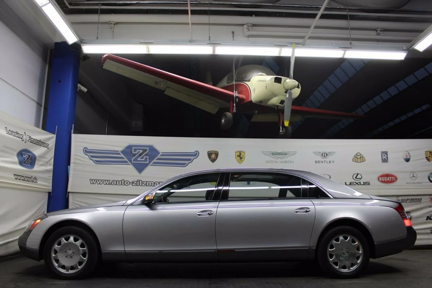2005 Maybach 62 proposée par un concessionnaire spécialisé à Nuremberg, Allemagne, photo 7 sur 15
