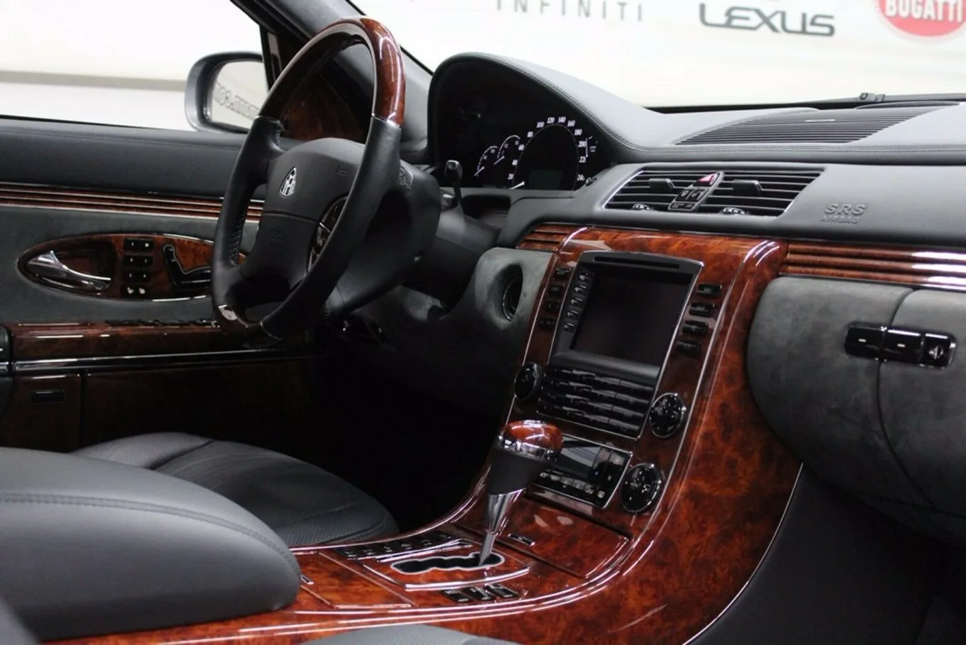 2005 Maybach 62 proposée par un concessionnaire spécialisé à Nuremberg, Allemagne, photo 10 sur 15