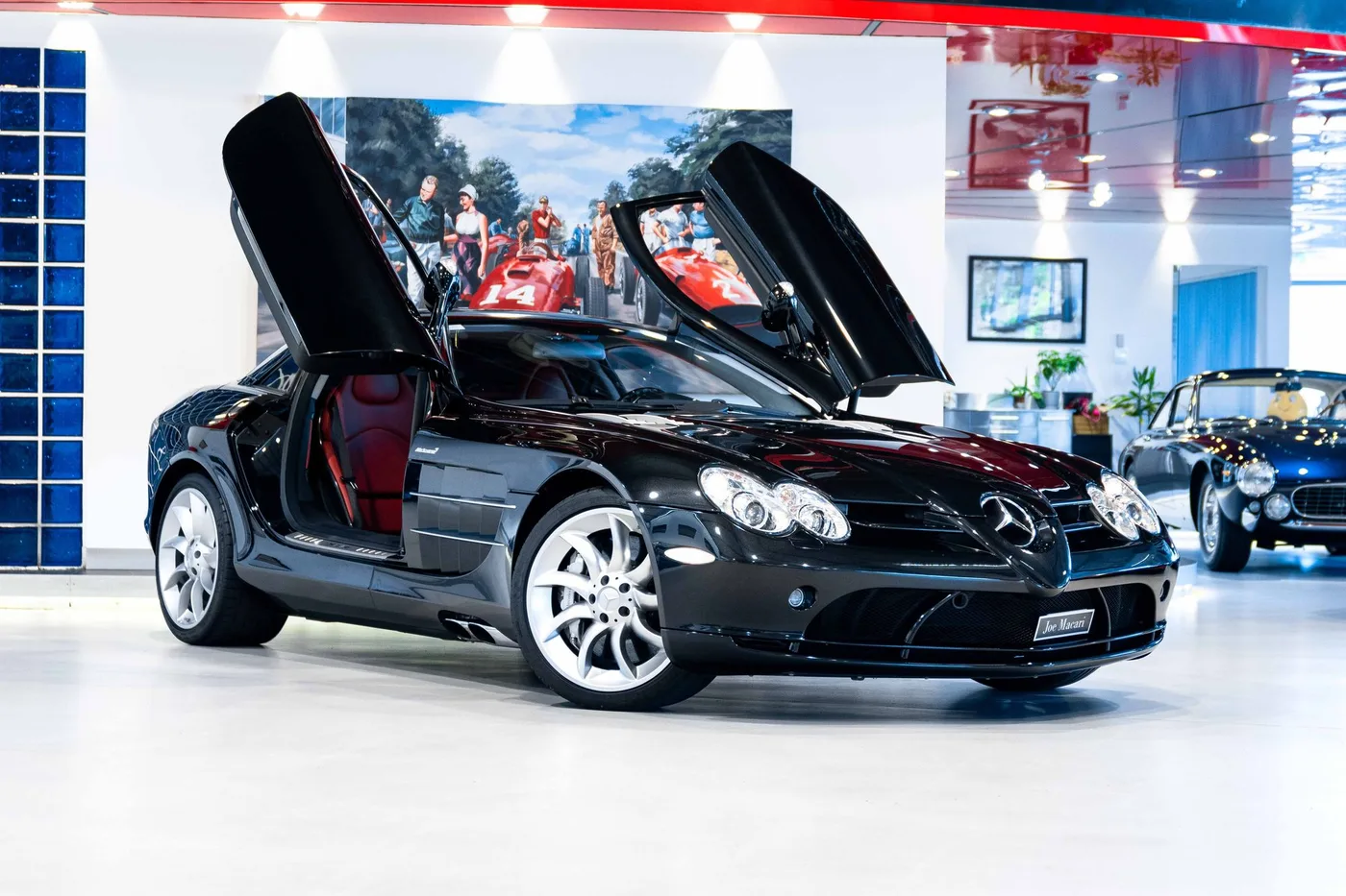 2005 Mercedes-Benz SLR McLaren offered by a collector car specialist in London, United Kingdom, photo 7 of 25