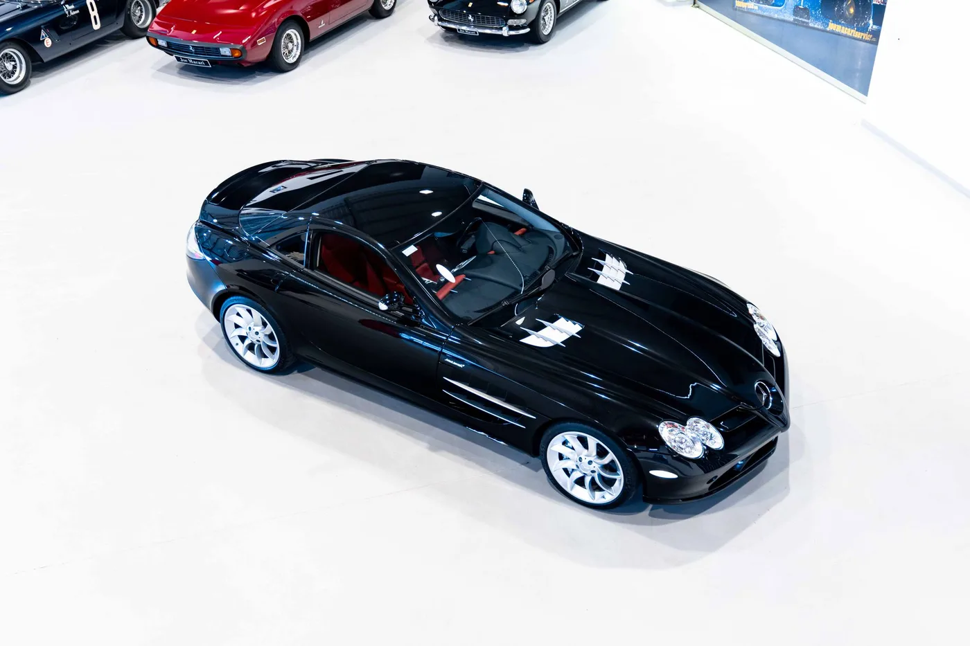 2005 Mercedes-Benz SLR McLaren offered by a collector car specialist in London, United Kingdom, photo 8 of 25