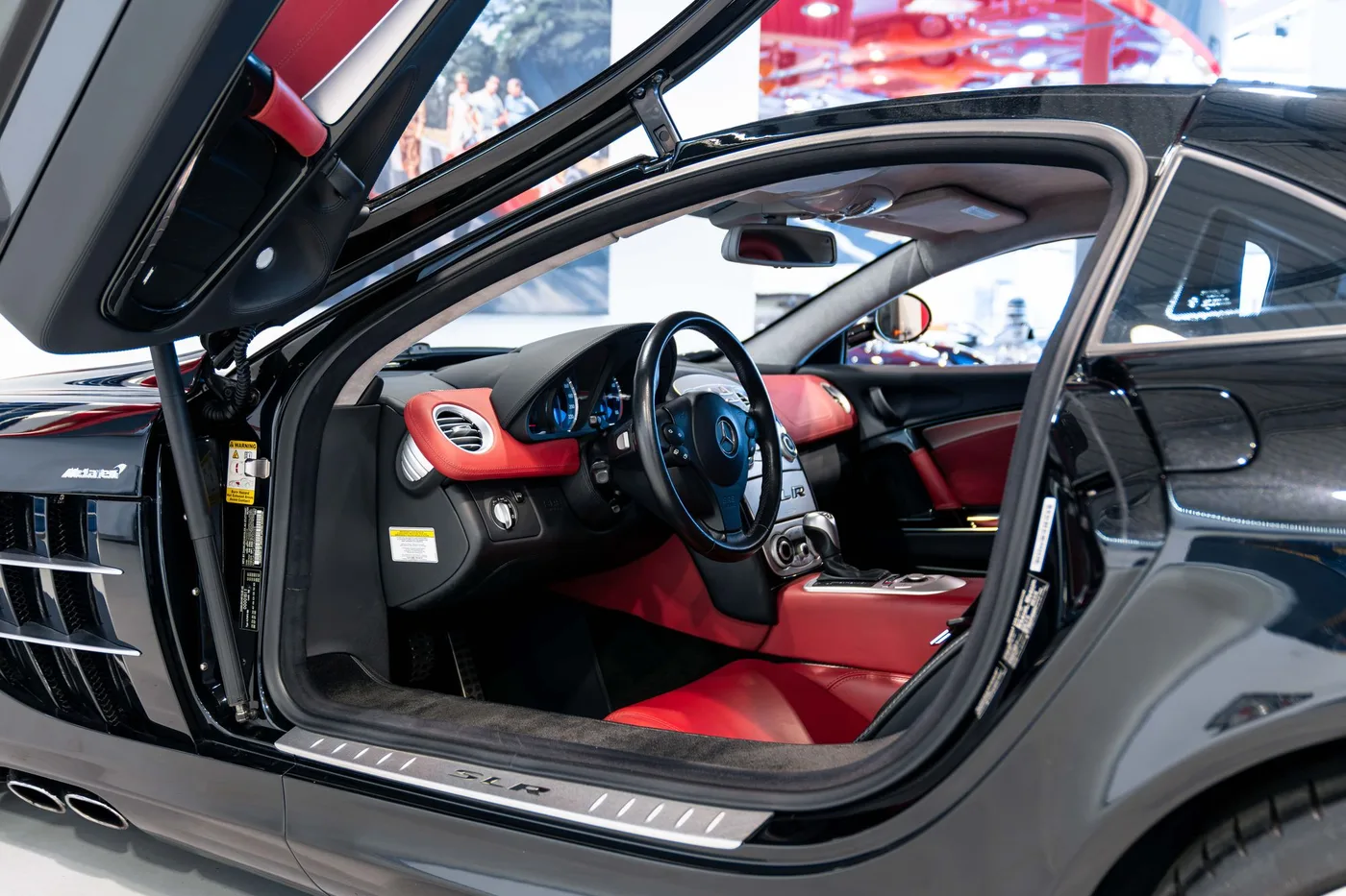 2005 Mercedes-Benz SLR McLaren offered by a collector car specialist in London, United Kingdom, photo 18 of 25