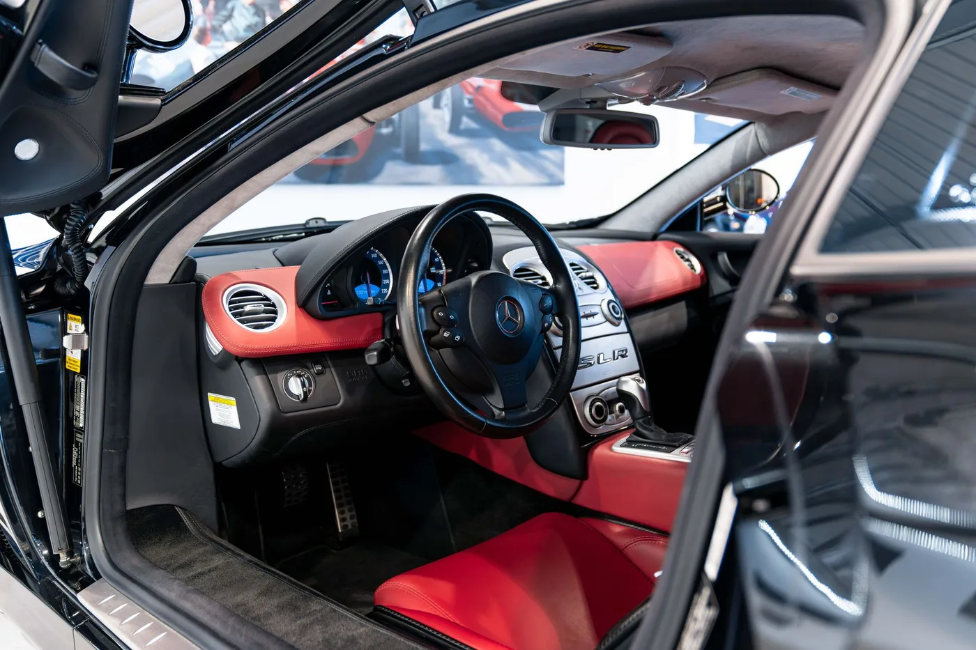 2005 Mercedes-Benz SLR McLaren offered by a collector car specialist in London, United Kingdom, photo 19 of 25