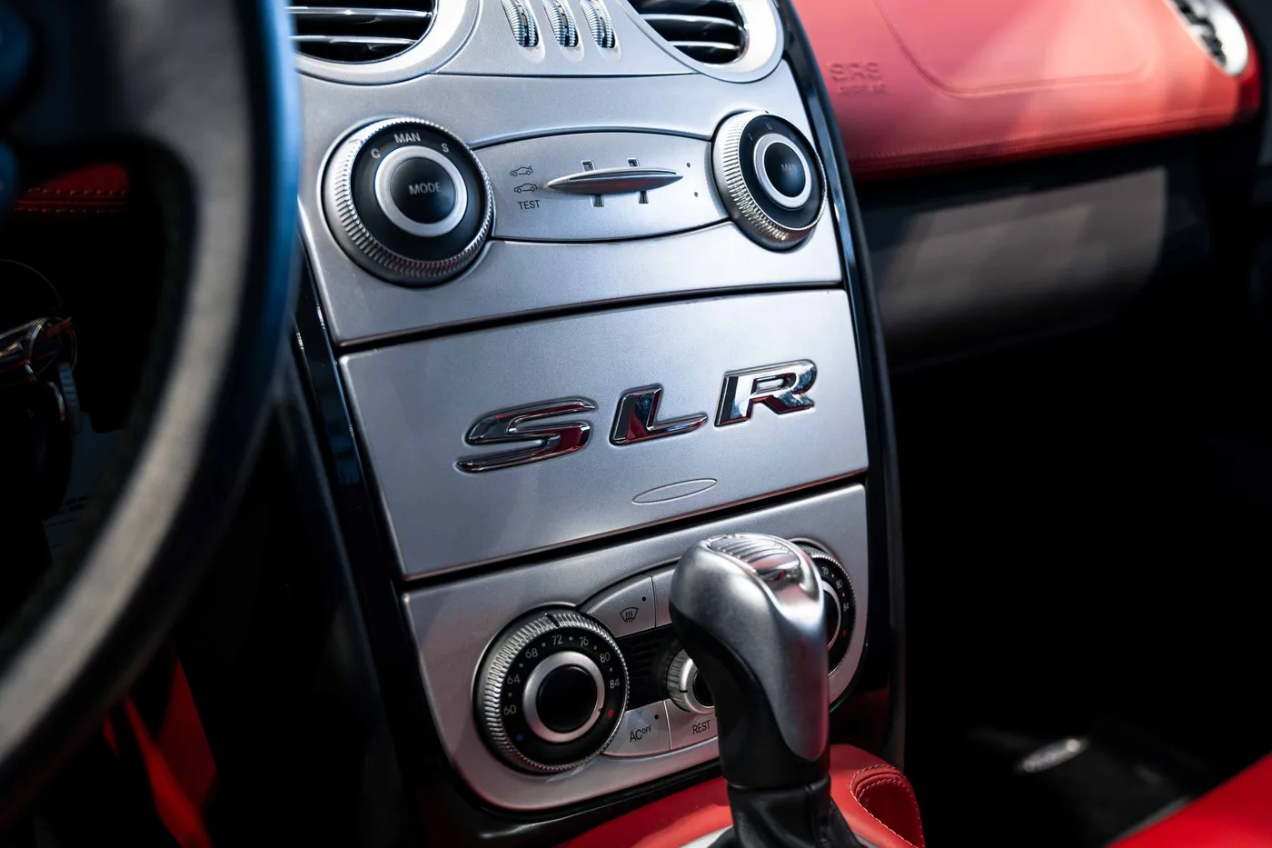 2005 Mercedes-Benz SLR McLaren offered by a collector car specialist in London, United Kingdom, photo 23 of 25