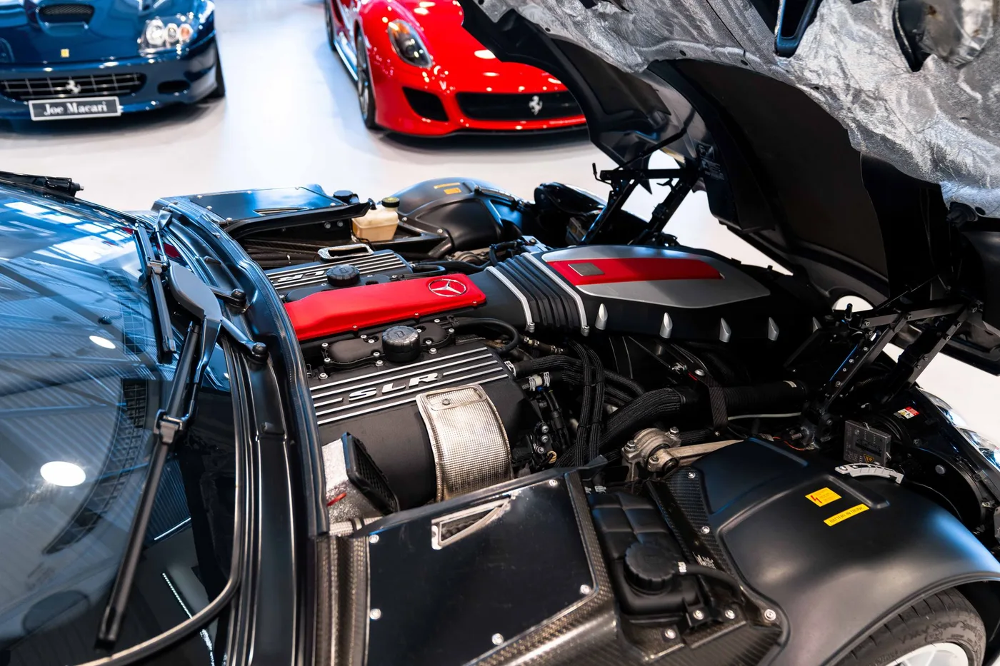 2005 Mercedes-Benz SLR McLaren offered by a collector car specialist in London, United Kingdom, photo 24 of 25