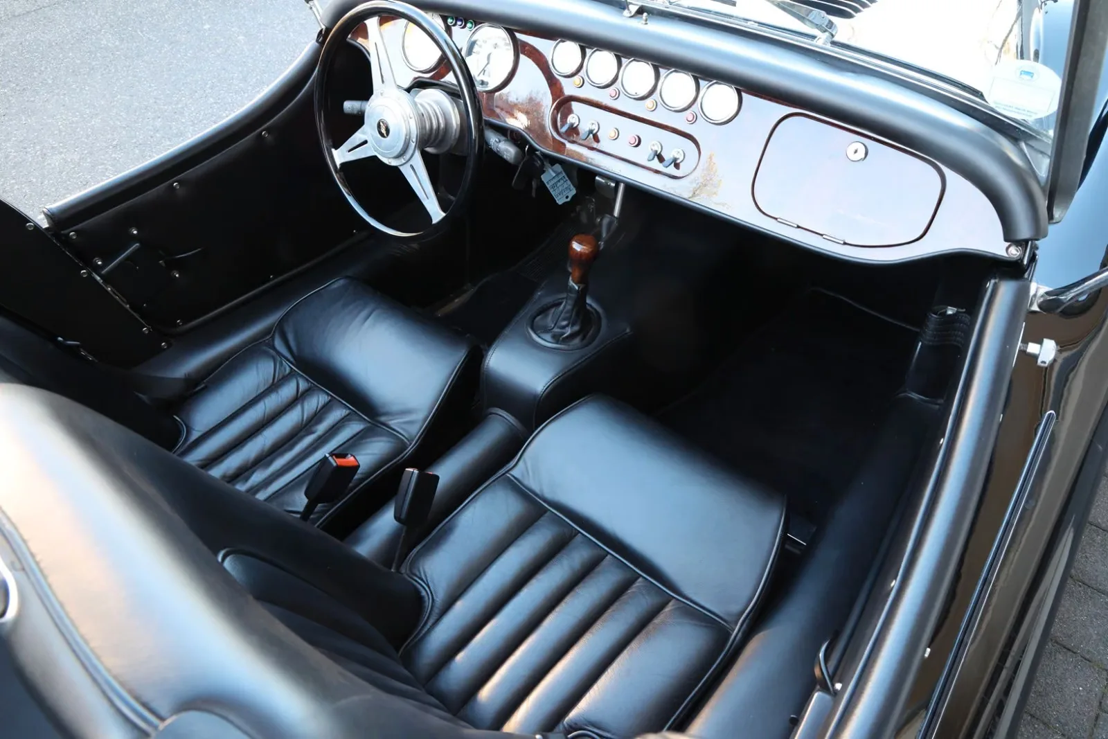 2005 Morgan Roadster 3.0 V6, 3/24