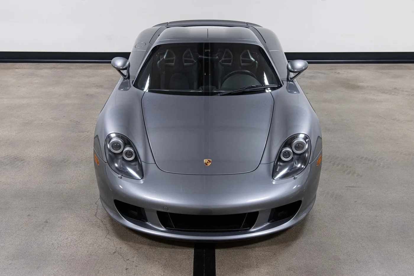 2005 Porsche Carrera GT vendue par un concessionnaire spécialisé à Costa Mesa, États-Unis, photo 12 sur 15