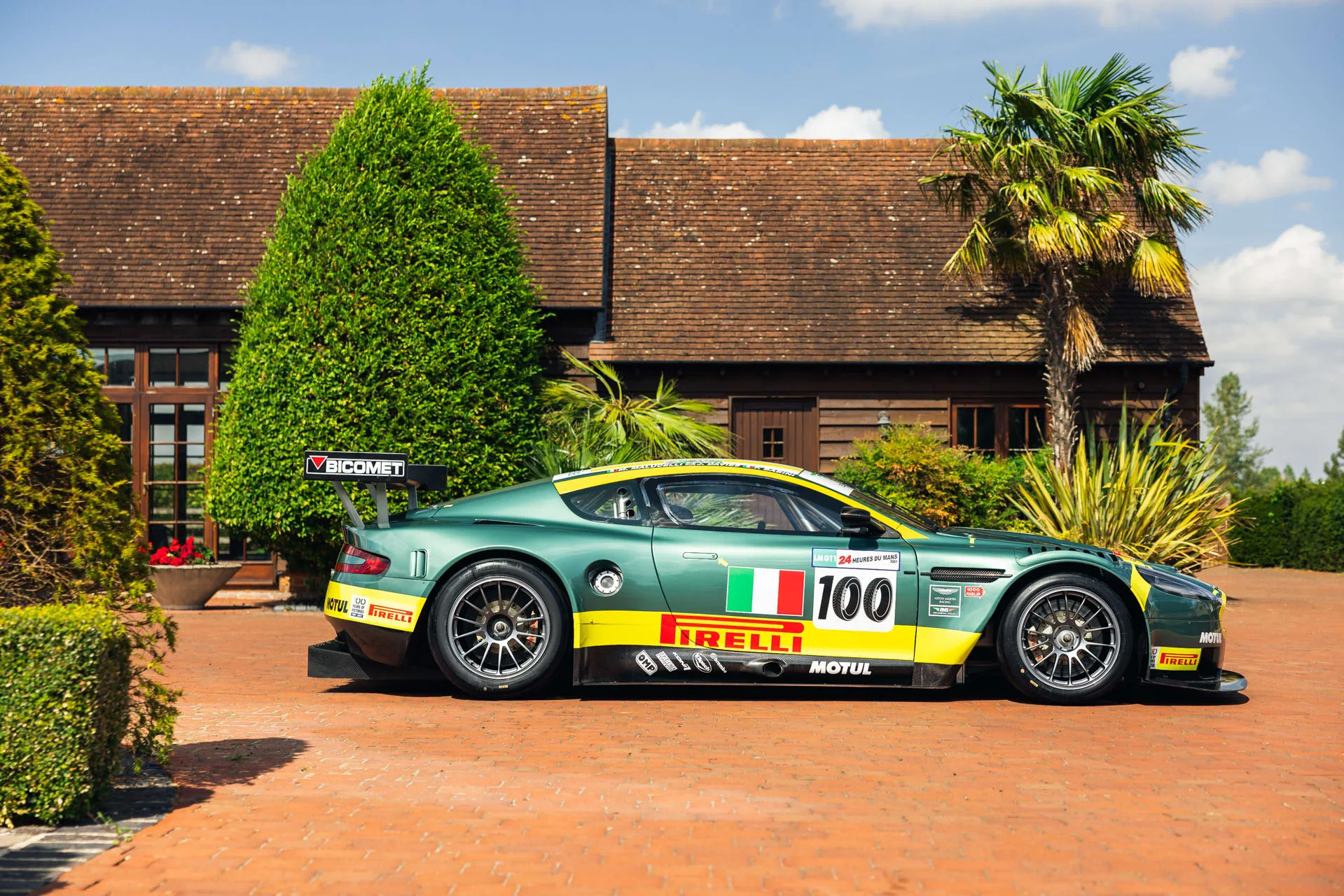 2006 Aston Martin DBR9 GT1, 16/30