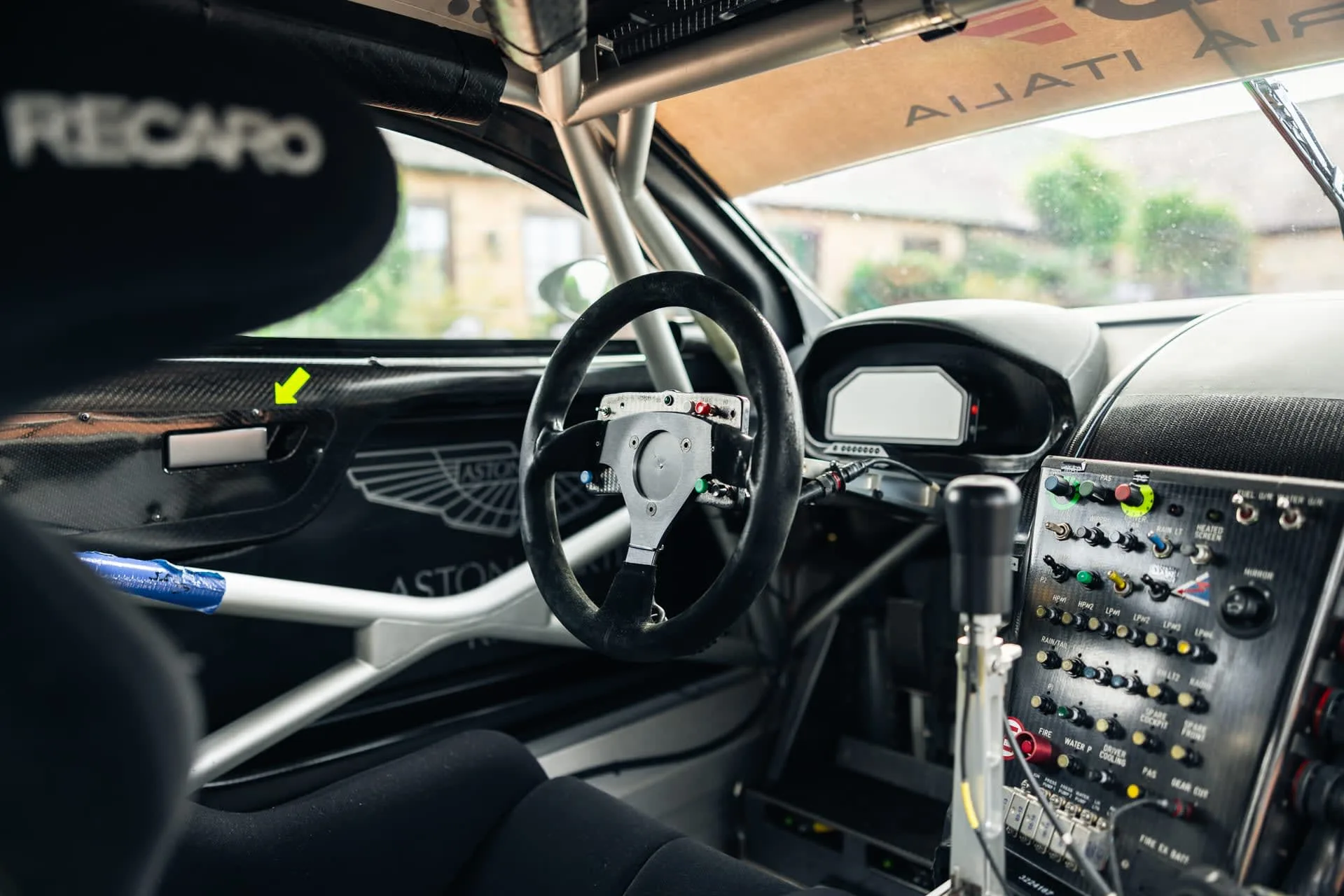 2006 Aston Martin DBR9 GT1, 27/30