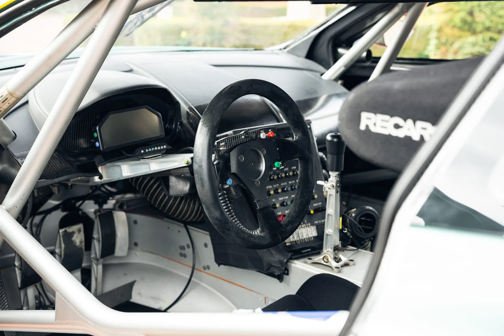 2006 Aston Martin DBR9 GT1, 29/30
