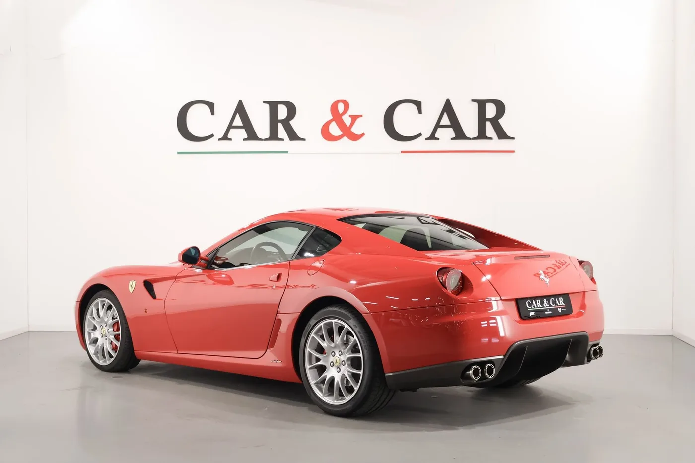 2006 Ferrari 599 GTB Fiorano proposée par un spécialiste de la supercar à Zibido San Giacomo, Italie, photo 2 sur 25