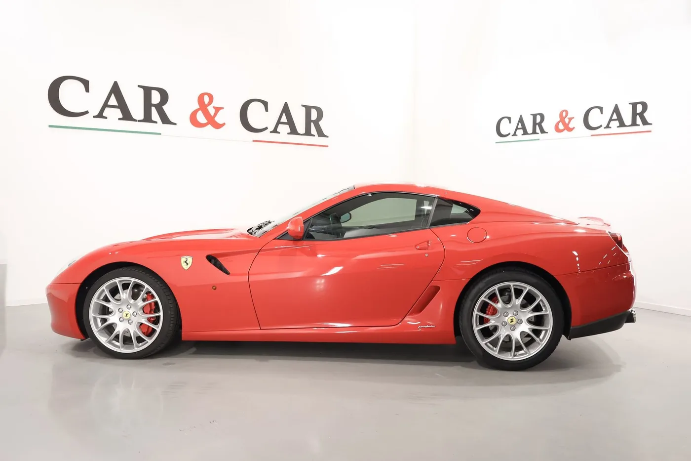 2006 Ferrari 599 GTB Fiorano proposée par un spécialiste de la supercar à Zibido San Giacomo, Italie, photo 5 sur 25