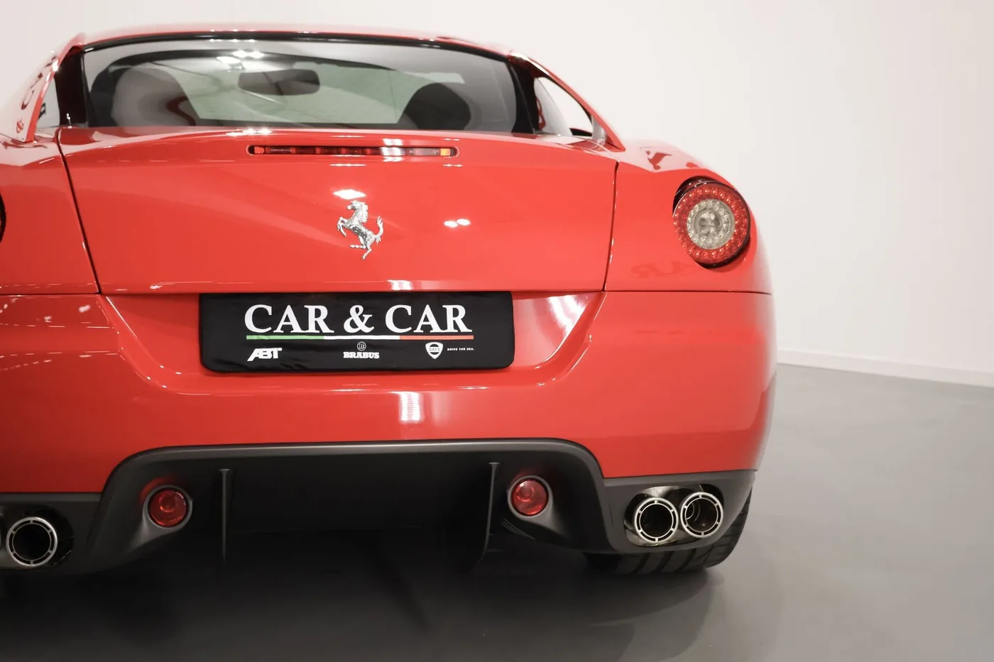 2006 Ferrari 599 GTB Fiorano proposée par un spécialiste de la supercar à Zibido San Giacomo, Italie, photo 22 sur 25