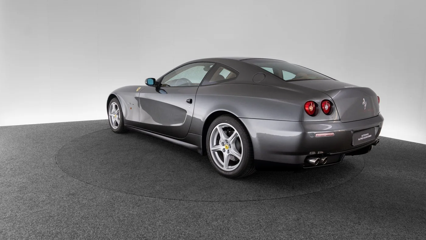 2006 Ferrari 612 Scaglietti F1 offered by a specialist dealer in Singen, Germany, photo 9 of 15