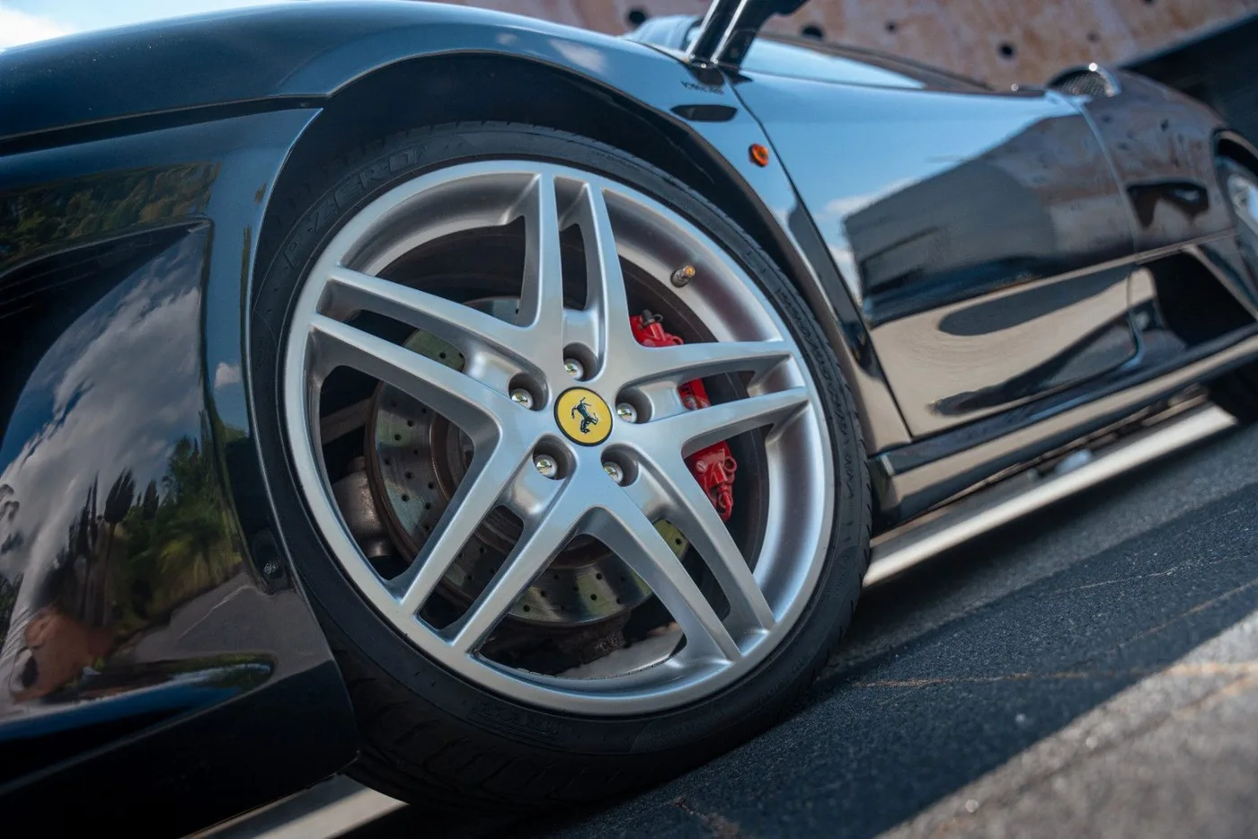 2006 Ferrari F430 F1 angeboten von einem Supersportwagenhändler in Gronau, Deutschland, Foto 9 von 25
