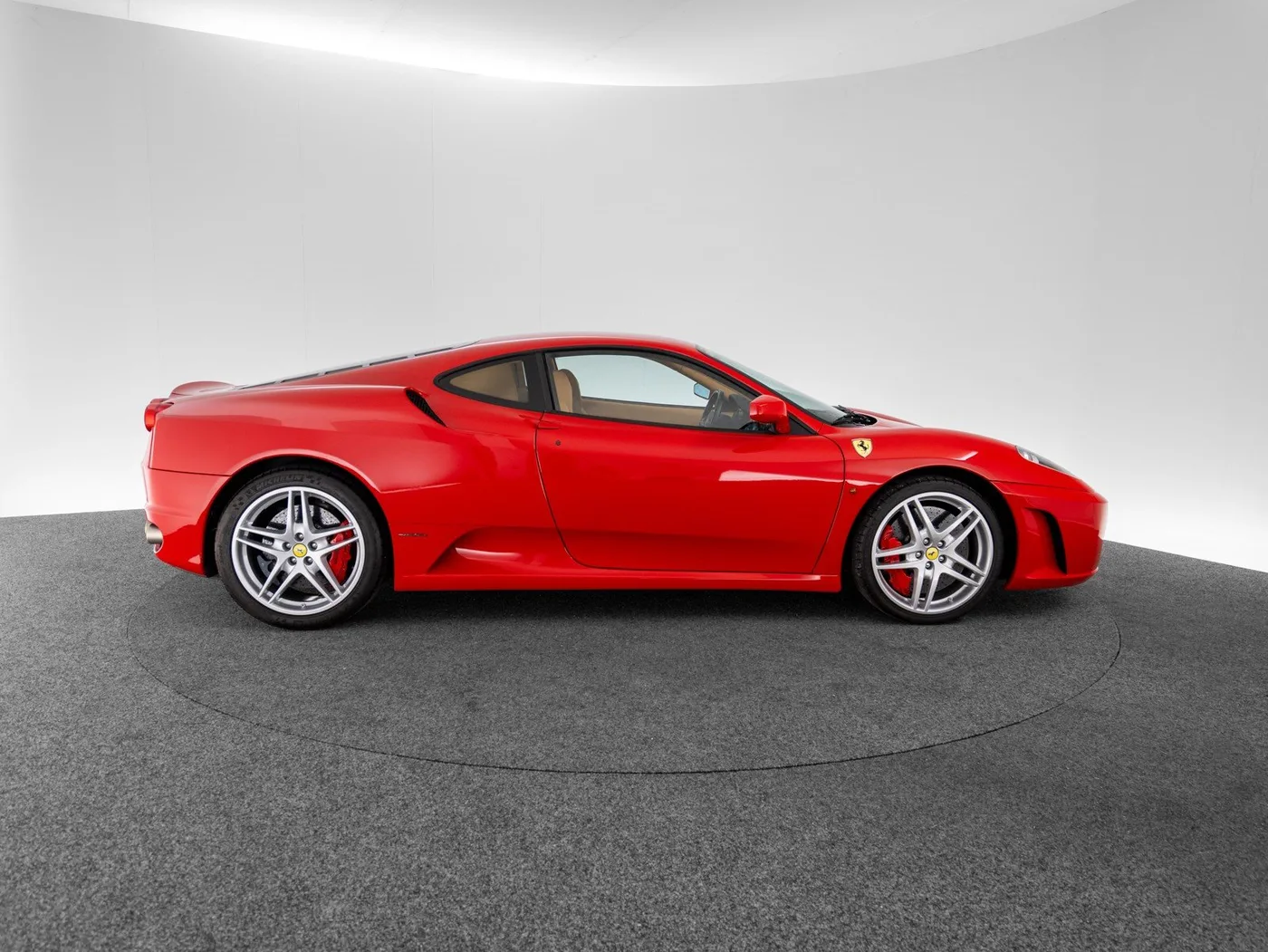 2006 Ferrari F430 angeboten von einem Fachhändler in Singen, Deutschland, Foto 4 von 15