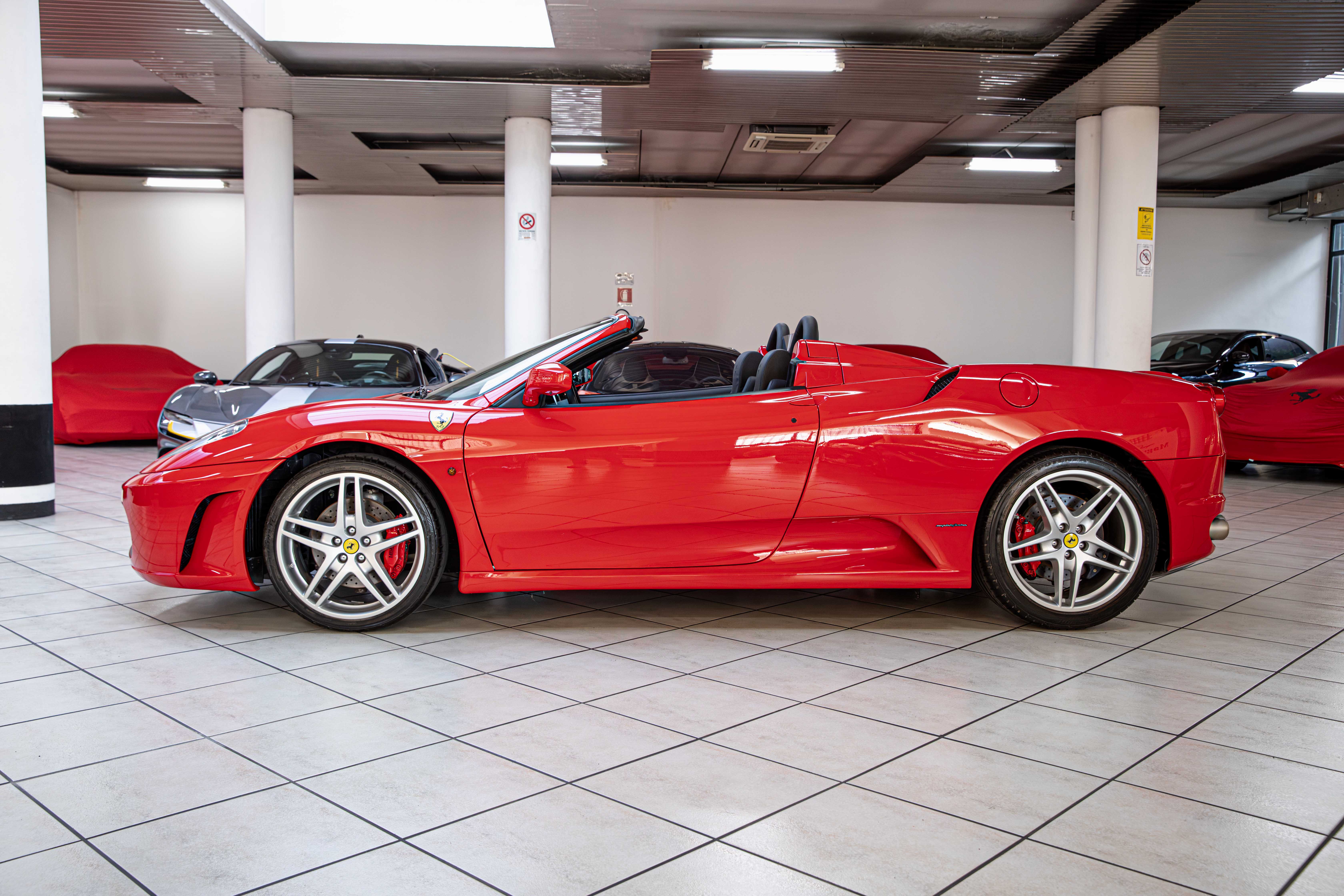 2006 Ferrari F430 Spider F1 offered by a specialist dealer in Milan, Italy, photo 9 of 20