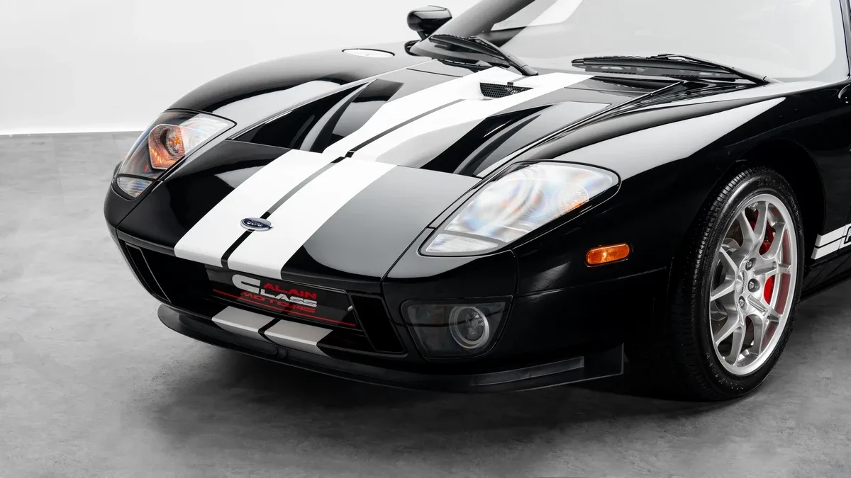 2006 Ford GT angeboten von einem Fachhändler in Dubai, Vereinigte Arabische Emirate, Foto 8 von 25
