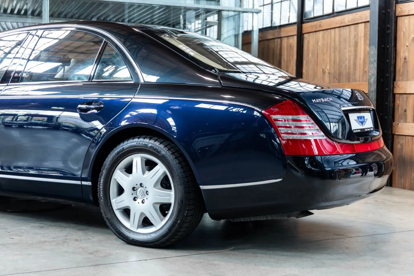 2006 Maybach 57 proposée par un concessionnaire spécialisé à Neuss, Allemagne, photo 7 sur 10