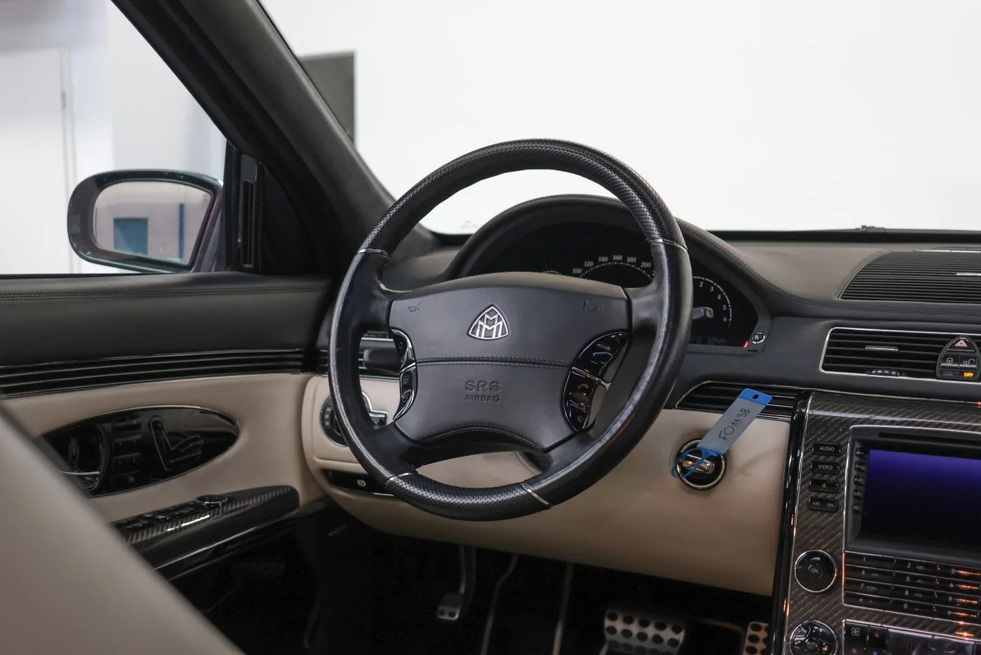 2006 Maybach 57 S angeboten von einem Fachhändler in Nuremberg, Deutschland, Foto 13 von 15