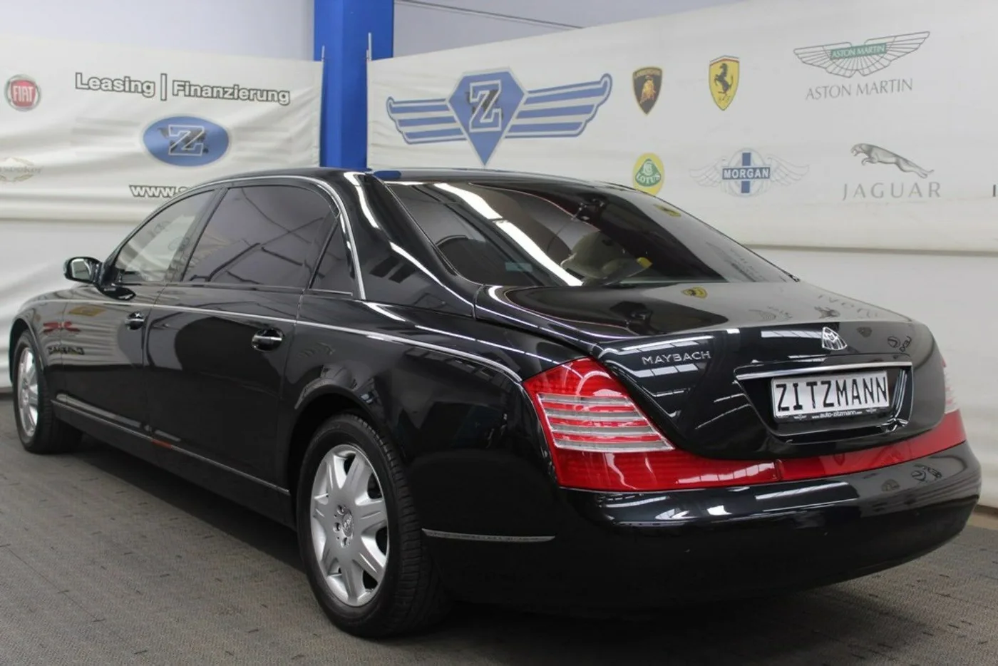 2006 Maybach 62 proposée par un concessionnaire spécialisé à Nuremberg, Allemagne, photo 3 sur 15